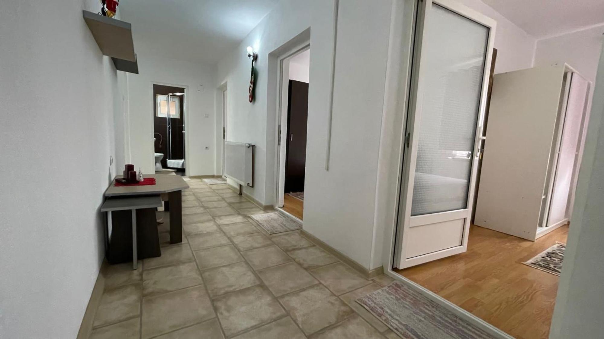 Casa Nicoladis Appartement Zărneşti Buitenkant foto